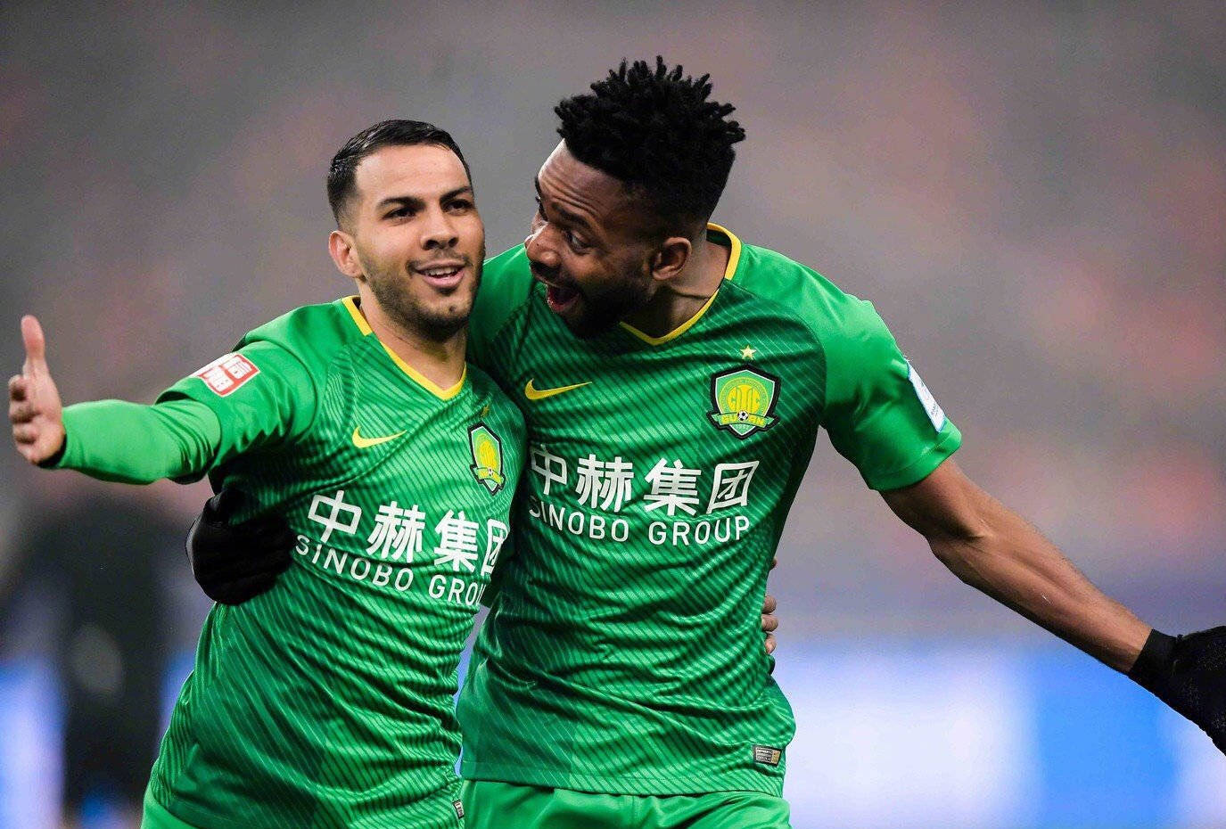 是实现三冠 是实现三冠