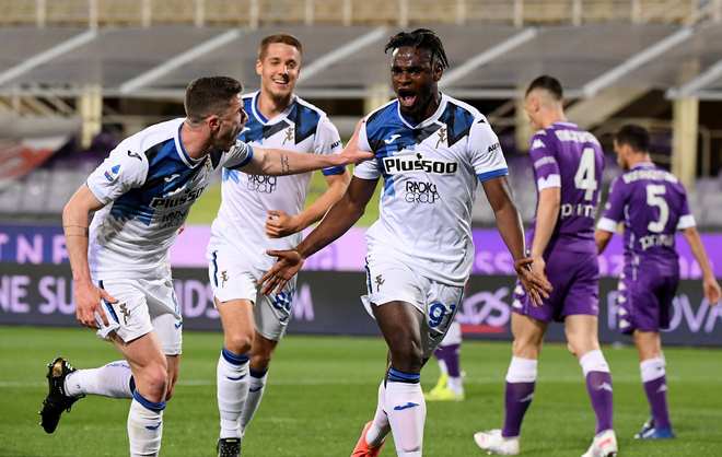 足球不仅仅 足球不仅仅