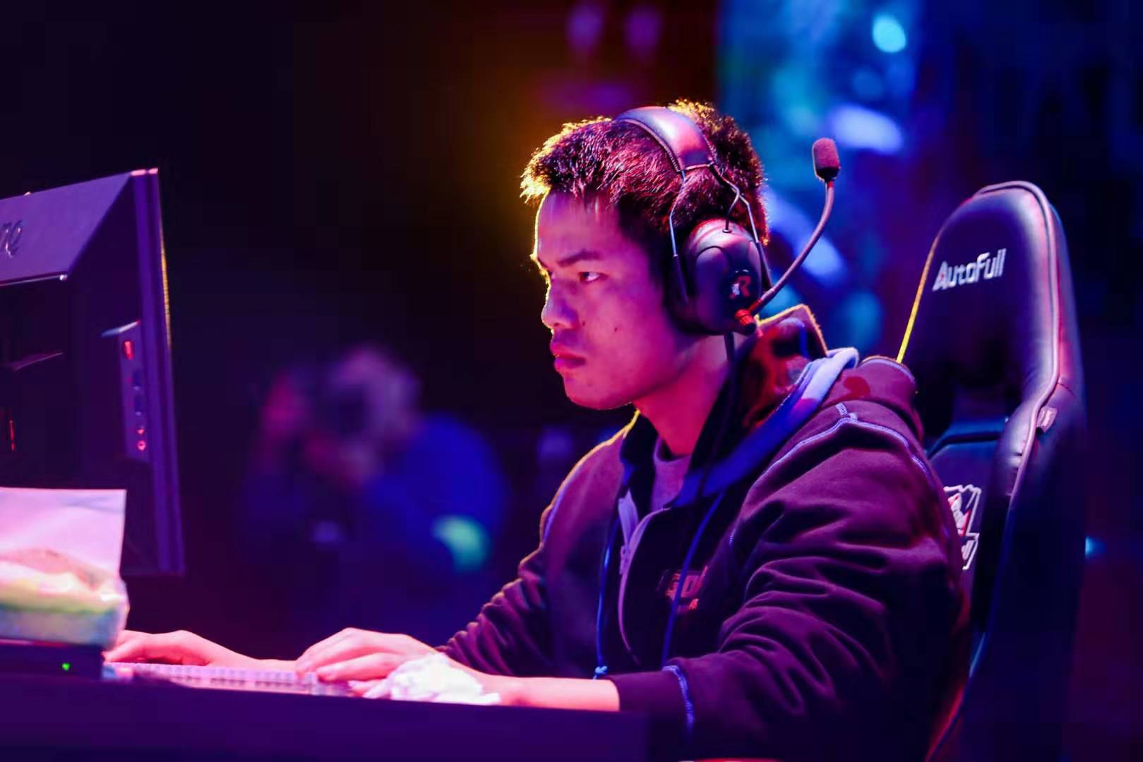 于意大利联 于意大利联