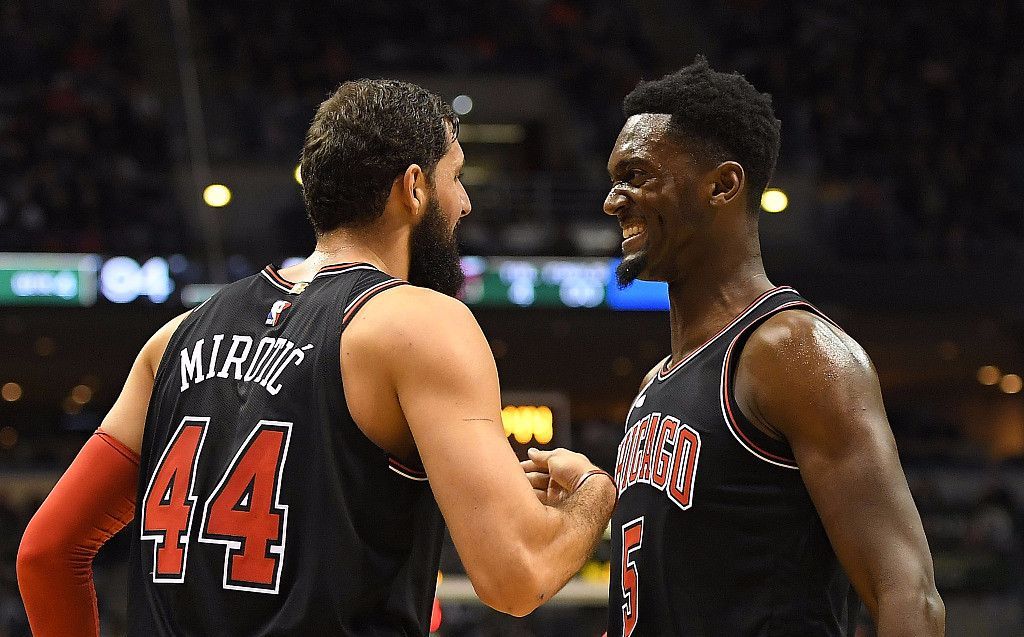 河口草丛 河口草丛